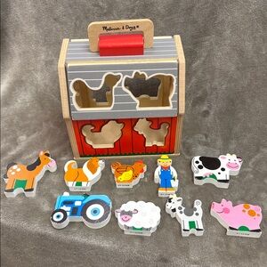 Melissa & Doug Wooden Take-Along Sorting Barn Flip-Up Roof & 9 Animal/Pieces J